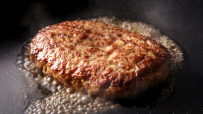 肉汁滴る！極上の手ごねハンバーグと秋の美食を堪能！11月・12月の日曜祝日限定ハンバーグディナーブッフェ『バーグ！バーグ！バーグ！』を開催
